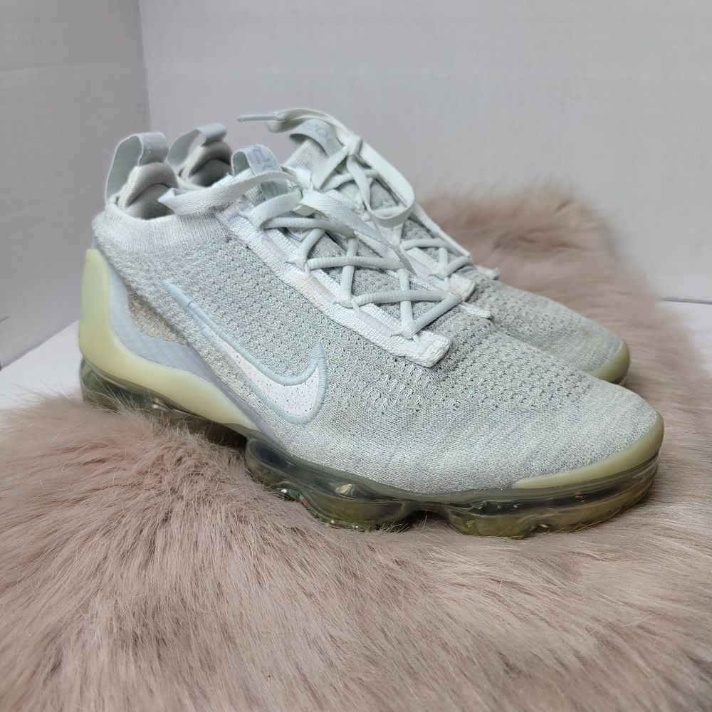 Nike Women Air VaporMax 2021 Flyknit ‘Phantom White Silver’ DJ9975-001 Size 8.5